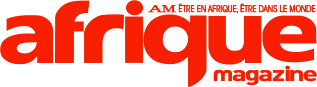 Africa photo — Logo du magazine Afrique Magazine, avec le texte en rouge 'afrique' en gros caractères et 'magazine' en plus petit, accompagné du sloga