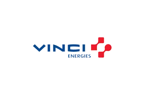 Africa photo — Logo de Vinci Energies composé du mot Vinci en lettres stylisées, suivi d'un symbole rouge évoquant une croix ou un signe plus, et du m
